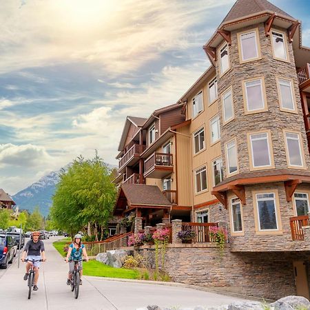 B&B Falcon Crest Lodge 1Br 1Pullout Canmore Buitenkant foto