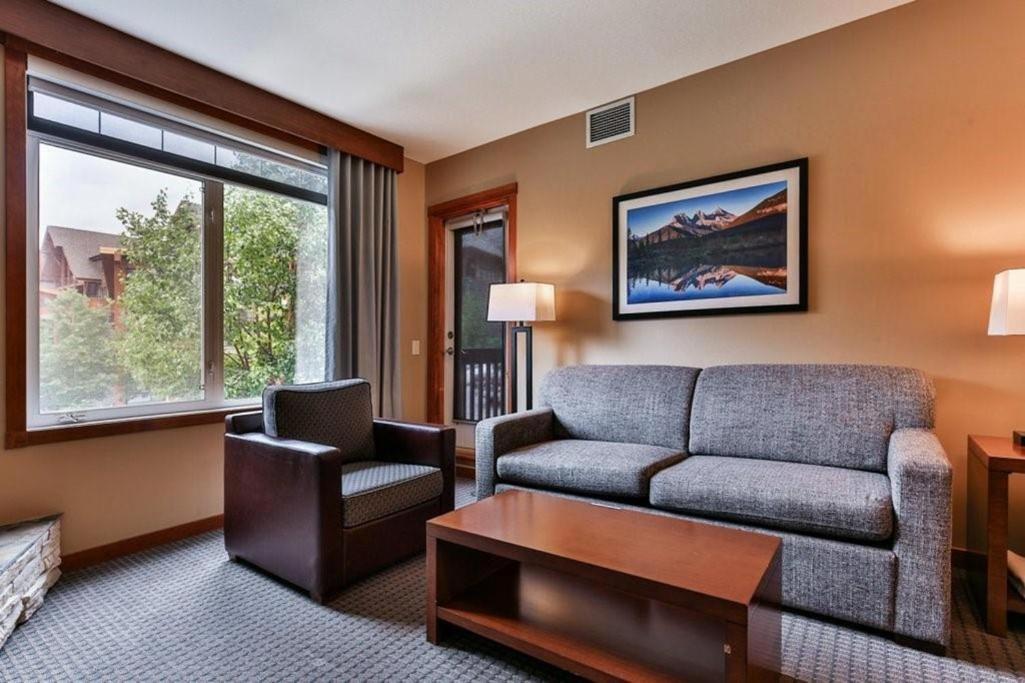 B&B Falcon Crest Lodge 1Br 1Pullout Canmore Buitenkant foto