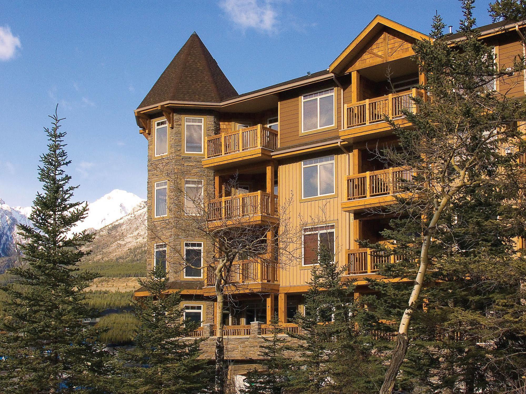 B&B Falcon Crest Lodge 1Br 1Pullout Canmore Buitenkant foto