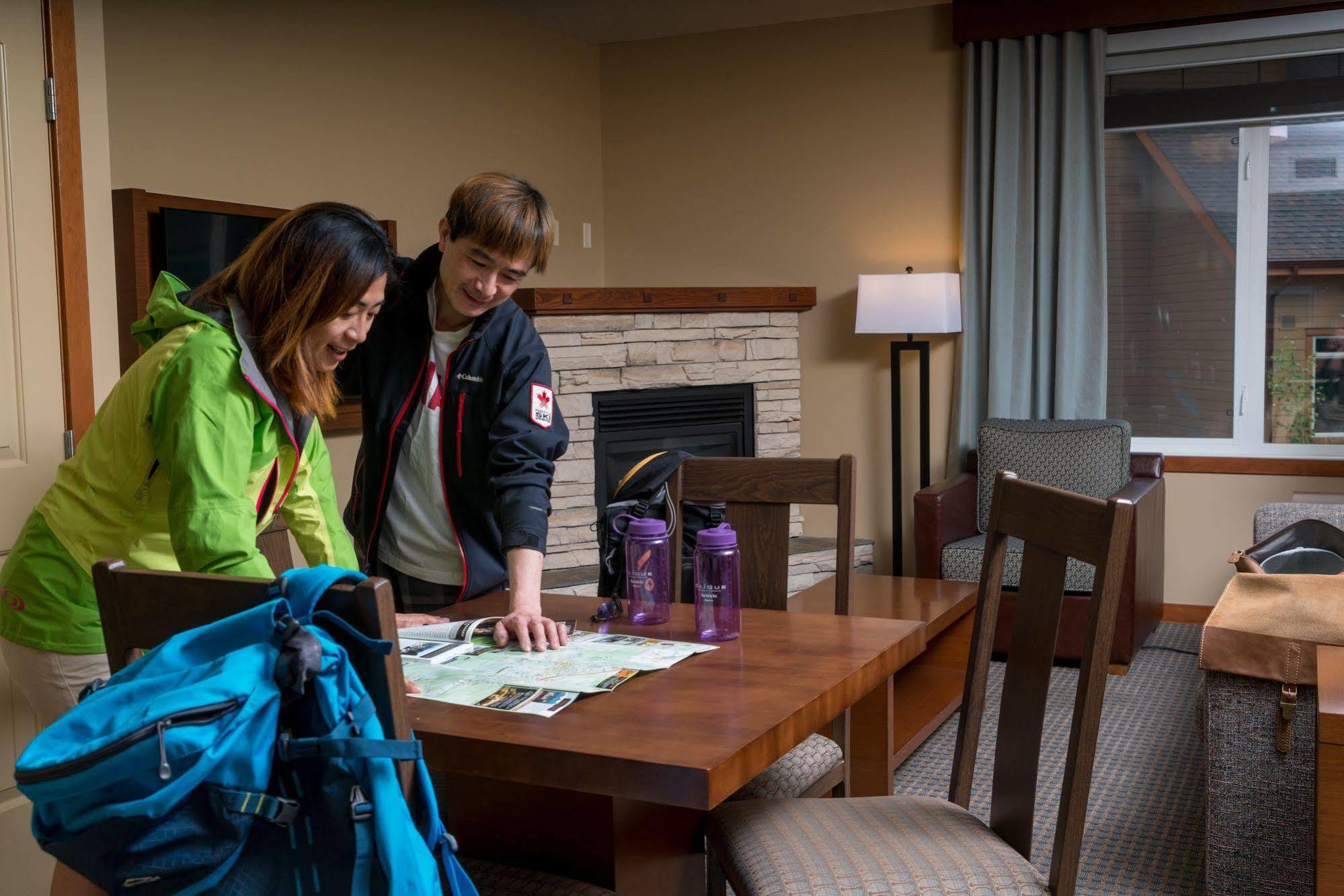 B&B Falcon Crest Lodge 1Br 1Pullout Canmore Buitenkant foto
